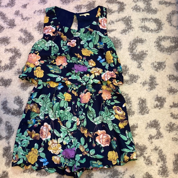 Gianna Bini floral romper, worn a once - Picture 1 of 1
